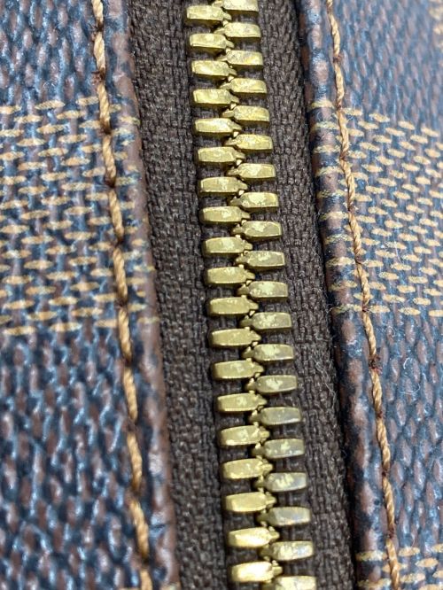 LOUIS VUITTON（ルイ ヴィトン）LOUIS VUITTON (ルイ ヴィトン) セミショルダーバッグ ブラウンの古着・服飾アイテム