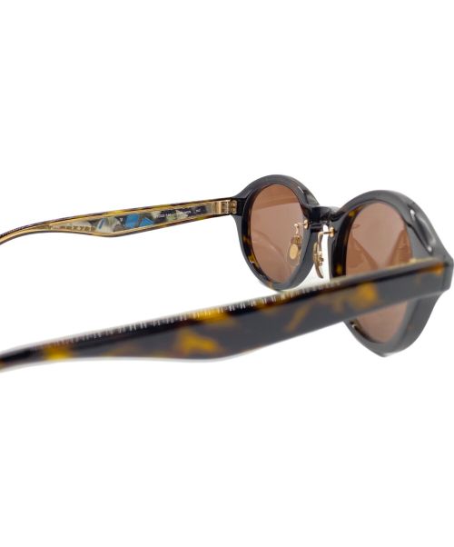 OLIVER PEOPLES（オリバーピープルズ）OLIVER PEOPLES (オリバーピープルズ) レジェンドモデル KUROMON サングラス ブラック×ブラウン鼈甲の古着・服飾アイテム