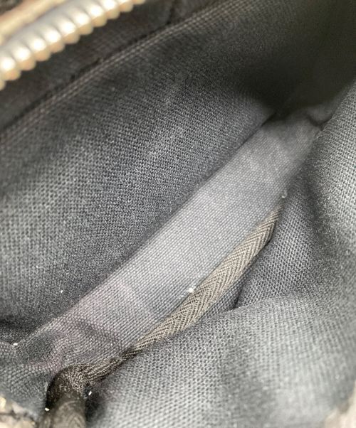 LOEWE（ロエベ）LOEWE (ロエベ) リピートアナグラム ショルダーバッグ ブラックの古着・服飾アイテム