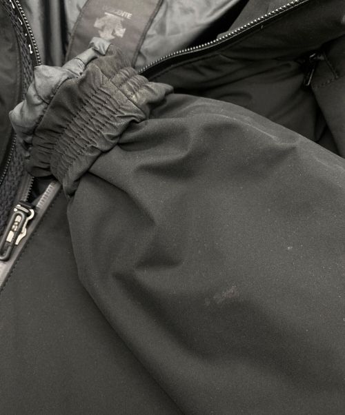 DESCENTE（デサント）DESCENTE (デサント) 水沢ダウン フードジャケット ブラック サイズ:Lの古着・服飾アイテム