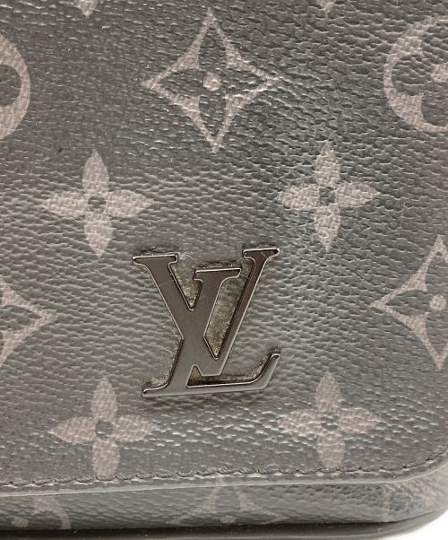 LOUIS VUITTON（ルイ ヴィトン）LOUIS VUITTON (ルイ ヴィトン) モノグラム・エクリプス ディストリクトPM ブラックの古着・服飾アイテム