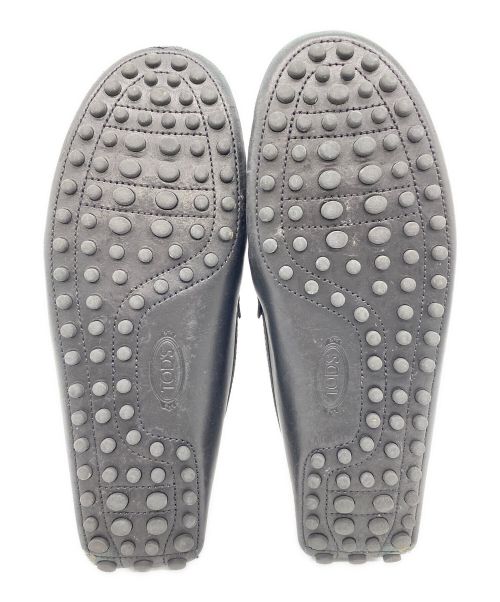 TOD'S（トッズ）TOD'S (トッズ) ゴンミーニ レザードライビングシューズ ブラック サイズ:7 1/2の古着・服飾アイテム