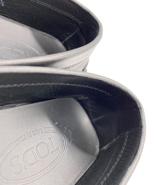 TOD'S（トッズ）TOD'S (トッズ) ゴンミーニ レザードライビングシューズ ブラック サイズ:7 1/2の古着・服飾アイテム