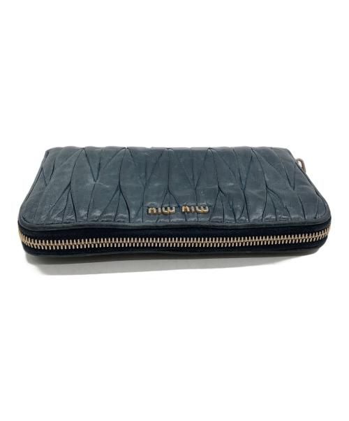 MIU MIU（ミュウミュウ）MIU MIU (ミュウミュウ) 長財布 ブルーの古着・服飾アイテム