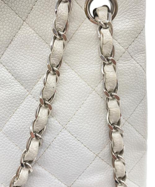 CHANEL（シャネル）CHANEL (シャネル) マトラッセ チェーンショルダーバッグ ホワイトの古着・服飾アイテム