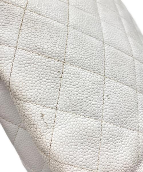 CHANEL（シャネル）CHANEL (シャネル) マトラッセ チェーンショルダーバッグ ホワイトの古着・服飾アイテム