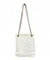 CHANEL (シャネル) マトラッセ チェーンショルダーバッグ ホワイト：110000円