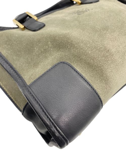 LOEWE（ロエベ）LOEWE (ロエベ) アマソナ28 オリーブの古着・服飾アイテム