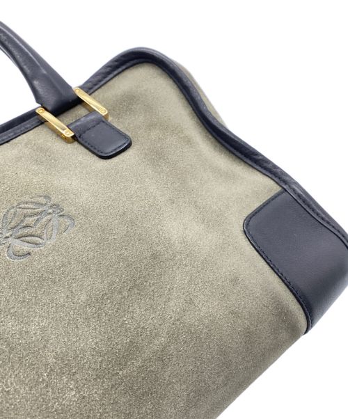 LOEWE（ロエベ）LOEWE (ロエベ) アマソナ28 オリーブの古着・服飾アイテム