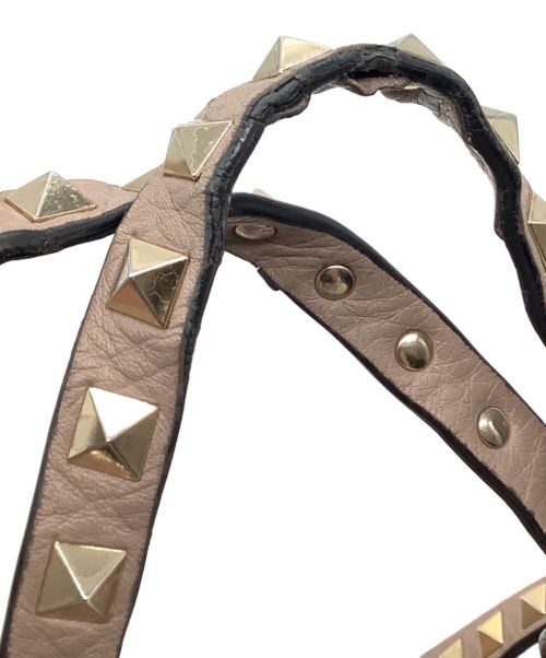 VALENTINO GARAVANI（ヴァレンティノ・ガラヴァーニ）VALENTINO GARAVANI (ヴァレンティノ・ガラヴァーニ) ロックスタッズ グレインカーフスキン ミニバッグ ピンクの古着・服飾アイテム