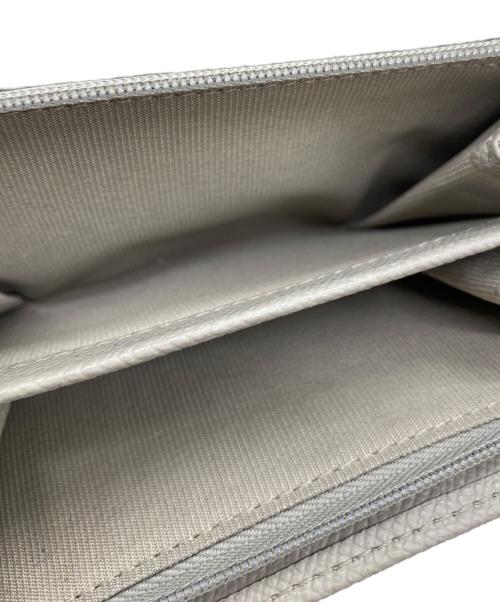 FURLA（フルラ）FURLA (フルラ) 3つ折り財布 グレーの古着・服飾アイテム