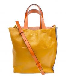 MARNI（マルニ）の古着「レザー製 MUSEO SOFTミニバッグ」｜オレンジ