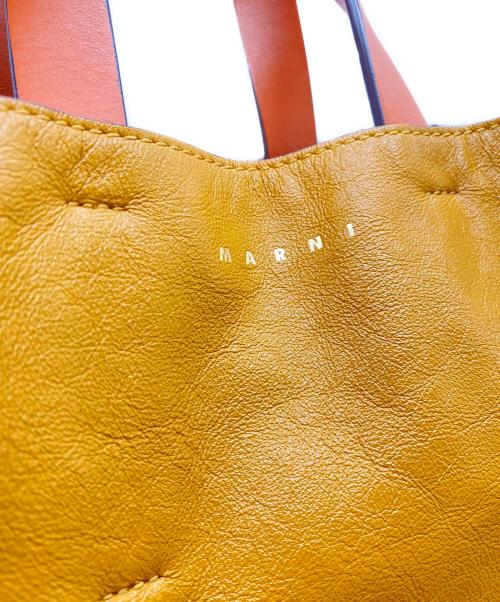 MARNI（マルニ）MARNI (マルニ) レザー製 MUSEO SOFTミニバッグ オレンジの古着・服飾アイテム