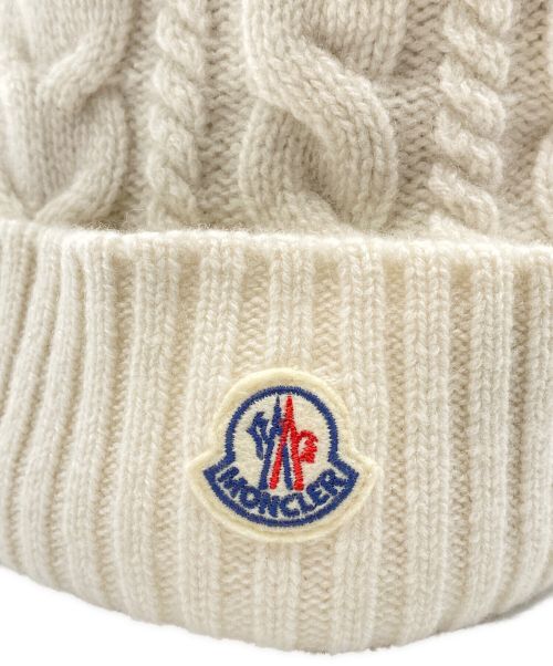 MONCLER（モンクレール）MONCLER (モンクレール) ニット帽 ホワイトの古着・服飾アイテム