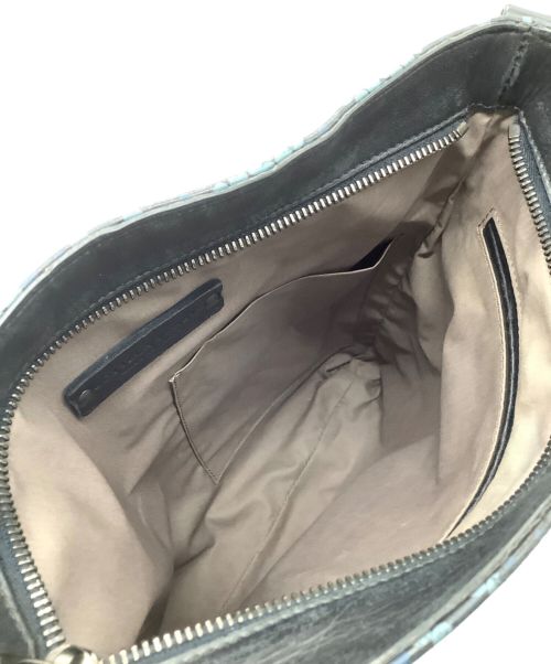 BOTTEGA VENETA（ボッテガベネタ）BOTTEGA VENETA (ボッテガベネタ) イントレチャート ショルダーバッグ ブラックの古着・服飾アイテム