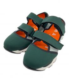 MARNI（マルニ）の古着「ベルクロストラップスニーカー」｜グリーン