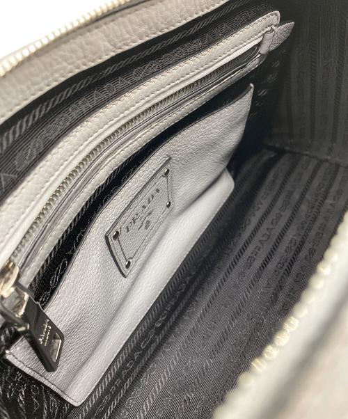 PRADA（プラダ）PRADA (プラダ) VITELLO PHENIX グレーの古着・服飾アイテム