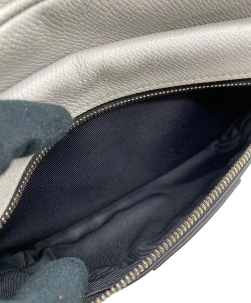 LOUIS VUITTON（ルイ ヴィトン）LOUIS VUITTON (ルイ ヴィトン) ショルダーバッグ グレーの古着・服飾アイテム