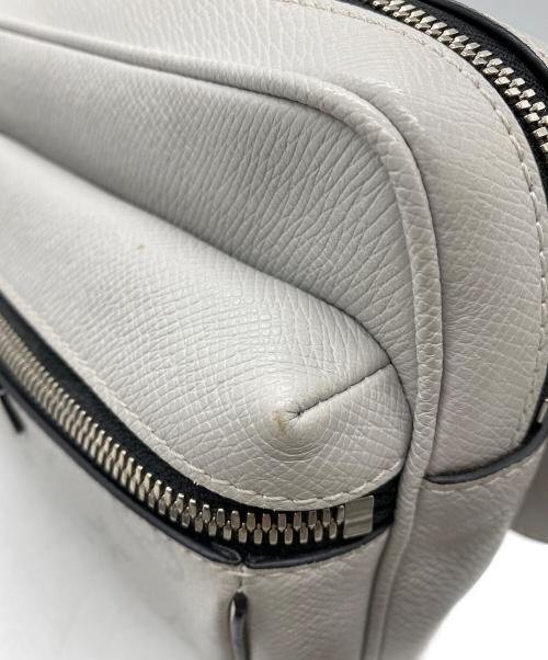 LOUIS VUITTON（ルイ ヴィトン）LOUIS VUITTON (ルイ ヴィトン) ショルダーバッグ グレーの古着・服飾アイテム