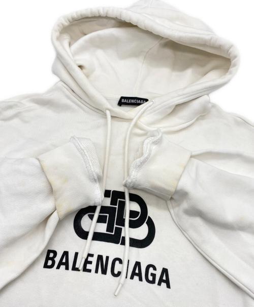 BALENCIAGA（バレンシアガ）BALENCIAGA (バレンシアガ) TEV19 BBロゴプリントプルオーバーパーカー ホワイト サイズ:XSの古着・服飾アイテム