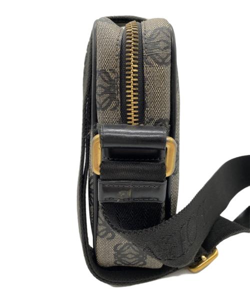 LOEWE（ロエベ）LOEWE (ロエベ) ショルダーバッグ グレーの古着・服飾アイテム