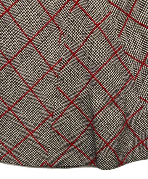 Ameri（アメリ）AMERI (アメリ) マーメイドスカート ホワイト×レッド サイズ:Sの古着・服飾アイテム