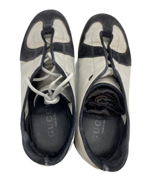 GUCCI（グッチ）GUCCI (グッチ) スニーカー ブラック×グレー サイズ:25.5の古着・服飾アイテム