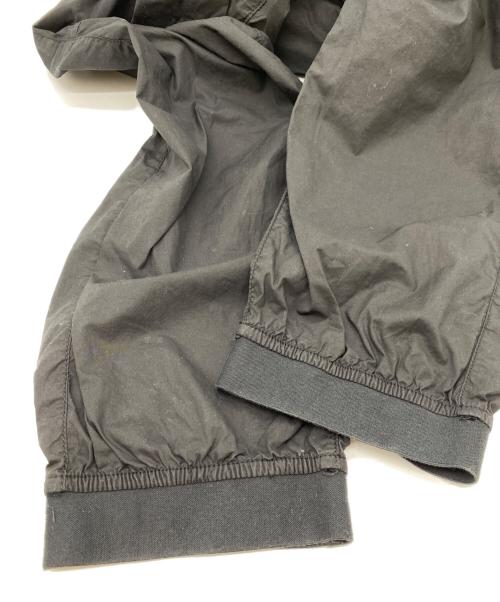 STONE ISLAND（ストーンアイランド）STONE ISLAND (ストーンアイランド) ガーメントダイコットンストレッチシャーリングテーパードリブカーゴパンツ ブラック サイズ:34の古着・服飾アイテム