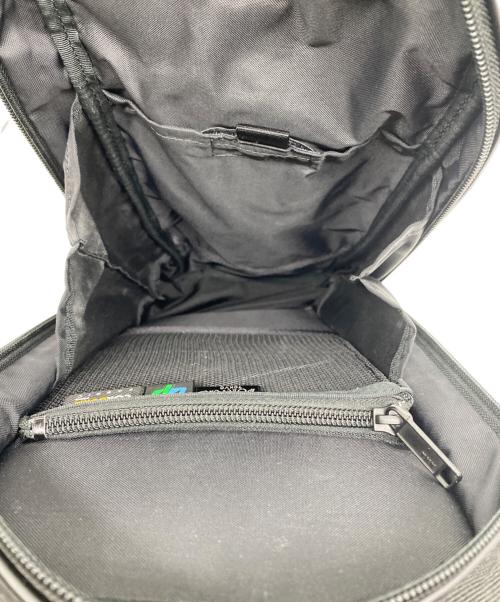 PORTER（ポーター）PORTER (ポーター) スリングショルダーバッグ ブラックの古着・服飾アイテム