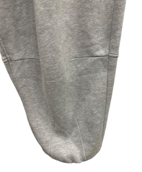 TIGHTBOOTH PRODUCTION（タイトブースプロダクション）TIGHTBOOTH PRODUCTION (タイトブースプロダクション) CYBORG SWEAT BALLOON PANTS ホワイト サイズ:XLの古着・服飾アイテム