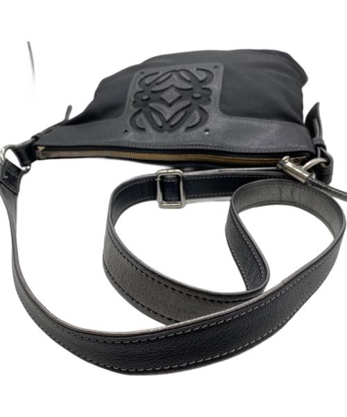 LOEWE（ロエベ）LOEWE (ロエベ) ショルダーバッグ ブラックの古着・服飾アイテム