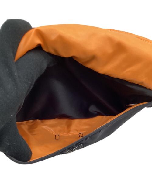 PORTER（ポーター）PORTER (ポーター) ハーフムーンショルダーバッグ ブラックの古着・服飾アイテム