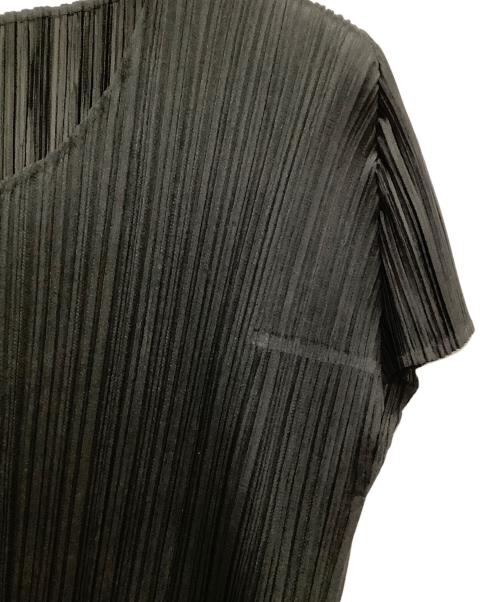 PLEATS PLEASE（プリーツプリーズ）PLEATS PLEASE (プリーツプリーズ) ノースリーブプリーツカットソー ブラック サイズ:3の古着・服飾アイテム