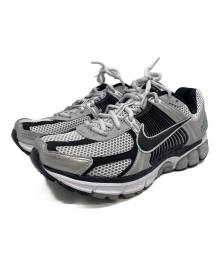 NIKE（ナイキ）の古着「スニーカー」｜シルバー×ブラック