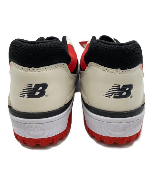 NEW BALANCE（ニューバランス）NEW BALANCE (ニューバランス) スニーカー ホワイト×レッド サイズ:27㎝ 未使用品の古着・服飾アイテム