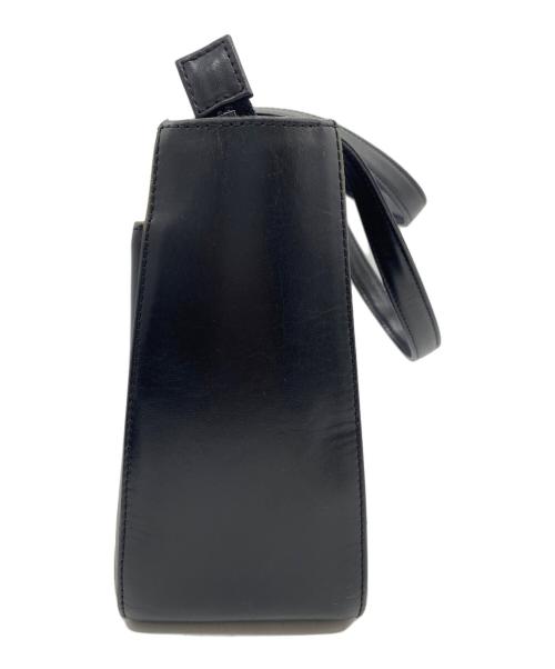 BURBERRY（バーバリー）BURBERRY (バーバリー) ハンドバッグ ブラックの古着・服飾アイテム