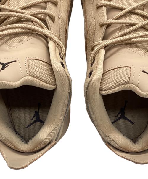 NIKE（ナイキ）NIKE (ナイキ) スニーカー ベージュ サイズ:29cmの古着・服飾アイテム