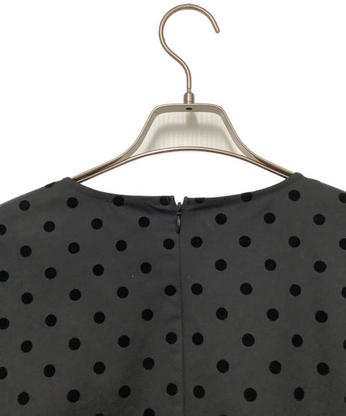 YORI（ヨリ）yori (ヨリ) 半袖ブラウス ブラック サイズ:36の古着・服飾アイテム