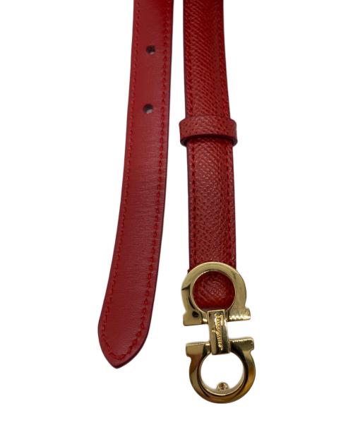 Salvatore Ferragamo（サルヴァトーレ フェラガモ）Salvatore Ferragamo (サルヴァトーレ フェラガモ) ベルト レッドの古着・服飾アイテム
