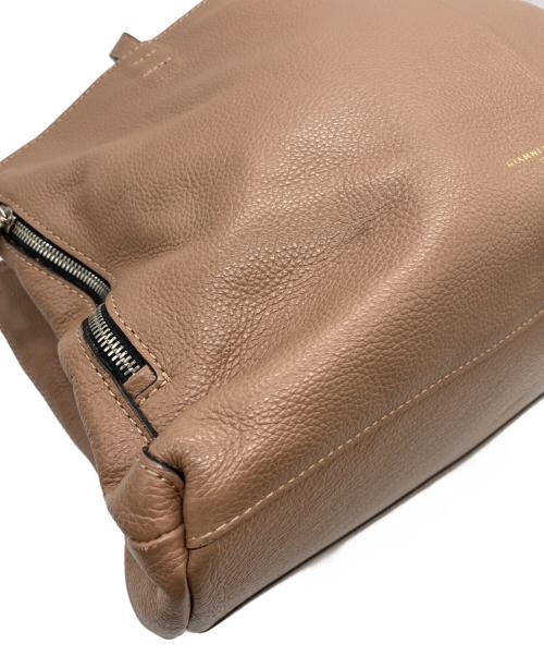 GIANNI CHIARINI（ジャンニ キアリーニ）GIANNI CHIARINI (ジャンニ キアリーニ) 2WAYショルダーバッグ ピンクの古着・服飾アイテム
