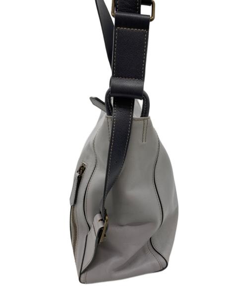 MOTHERHOUSE（マザーハウス）MOTHERHOUSE (マザーハウス) MOTHERHOUSE　ショルダーバッグ グレーの古着・服飾アイテム