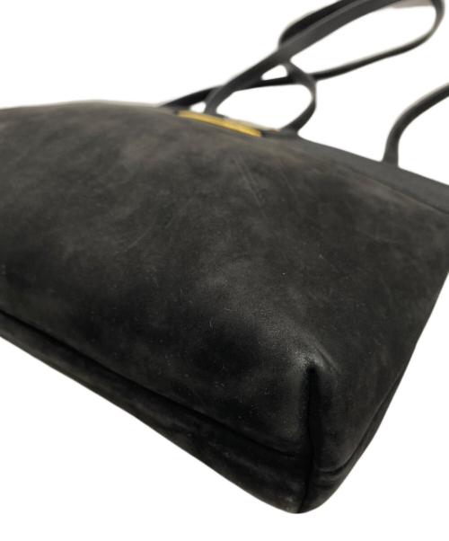 Salvatore Ferragamo（サルヴァトーレ フェラガモ）Salvatore Ferragamo (サルヴァトーレ フェラガモ) スウェードショルダーバッグ ブラックの古着・服飾アイテム