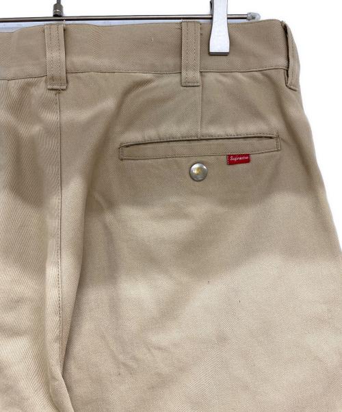 SUPREME（シュプリーム）Supreme (シュプリーム) チノパン ベージュ サイズ:32の古着・服飾アイテム