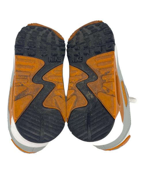 NIKE（ナイキ）NIKE (ナイキ) スニーカー ホワイト×ブラウン サイズ:28cmの古着・服飾アイテム