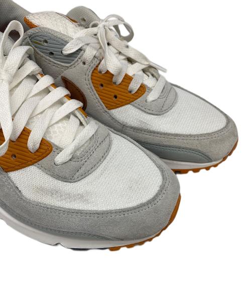 NIKE（ナイキ）NIKE (ナイキ) スニーカー ホワイト×ブラウン サイズ:28cmの古着・服飾アイテム