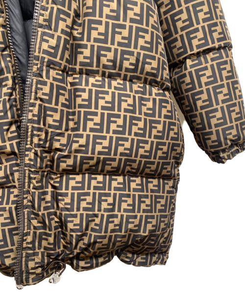 FENDI（フェンディ）FENDI (フェンディ) ダウンジャケット ブラウン サイズ:12の古着・服飾アイテム