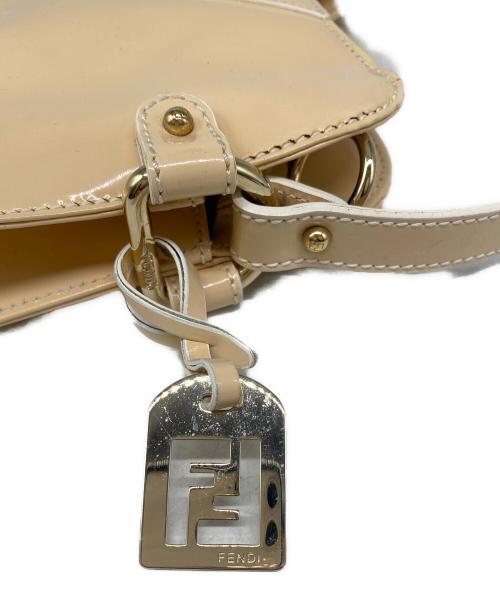 FENDI（フェンディ）FENDI (フェンディ) FENDI　ハンドバッグ アイボリーの古着・服飾アイテム