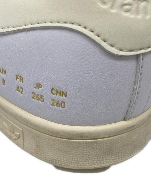 adidas（アディダス）adidas (アディダス) ローカットスニーカー ホワイト サイズ:26.5の古着・服飾アイテム