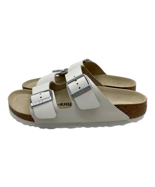 BIRKENSTOCK（ビルケンシュトック）BIRKENSTOCK (ビルケンシュトック) サンダル ホワイト サイズ:38の古着・服飾アイテム