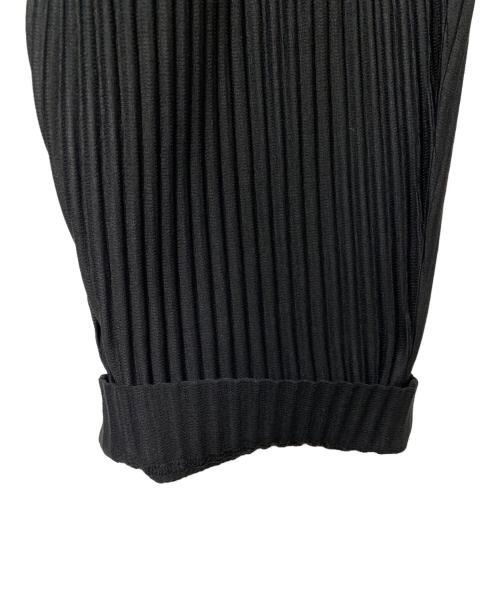 HOMME PLISSE ISSEY MIYAKE（オム プリッセ イッセイ ミヤケ）HOMME PLISSE ISSEY MIYAKE (オム プリッセ イッセイ ミヤケ) プリーツテーパードパンツ ブラック サイズ:Sの古着・服飾アイテム